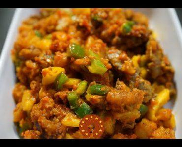 How To Make Gizdodo | Stewed Plantains And Gizzard | Nigerian Recipe | Dedicated to Ṣàngó | #Recipe9